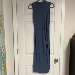 Chic Sleeveless Slate Midi Dress